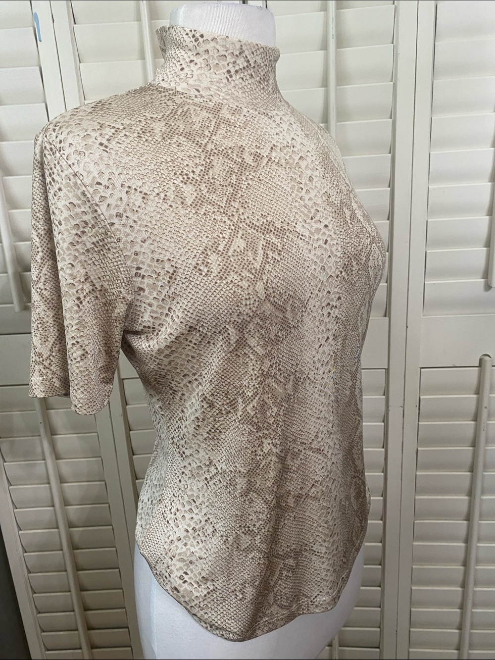 Carlisle Silk Blend Beige Mock Neck Short Sleeve Top - Picture 5 of 6